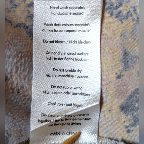 Wrap London Mod Vintage Vibe Preppy Academia Whimsical Abstract Top 6 - Picture 8 of 8